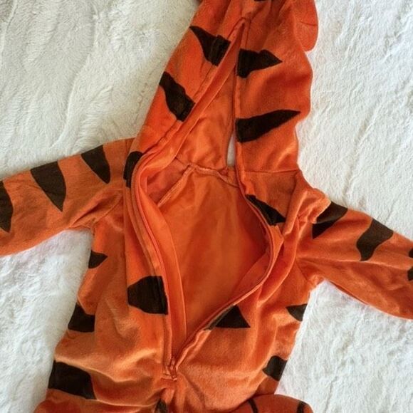 Disney Winnie The Pooh Tigger Costume Size 9-12 Months - Picture 3 of 7